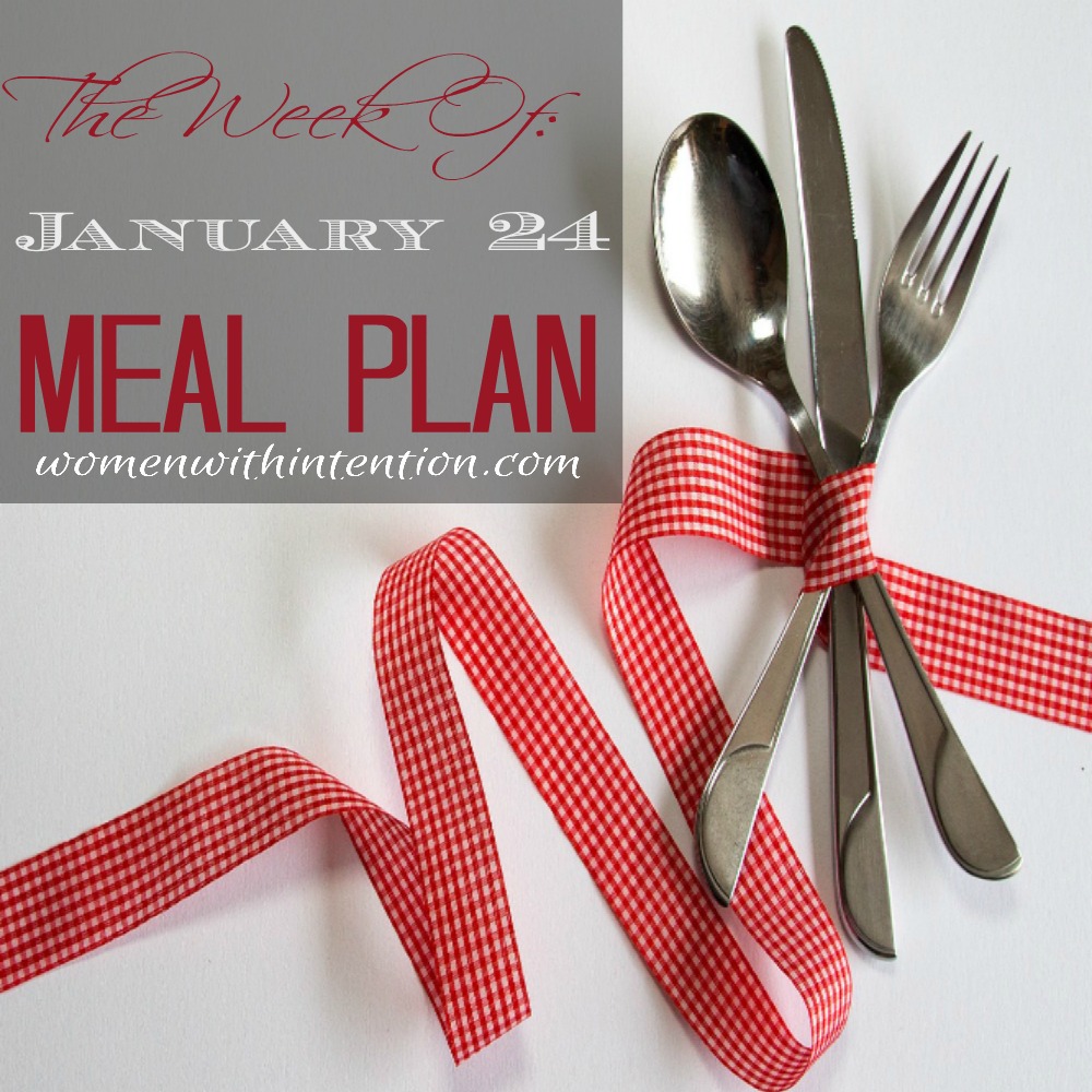 Meal planning saves my sanity (and a lot of money by not visiting the nearest drive thru). Each week, I quickly sketch out my meal plan for the upcoming. Here's my January 24 meal plan and tips to for to make meal planning easier!!